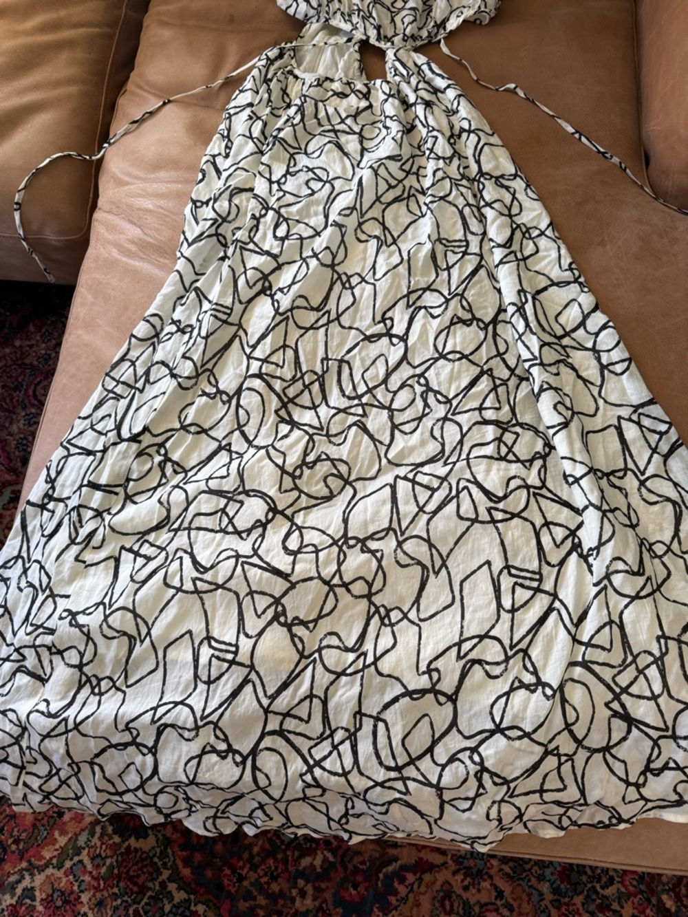 ASTR THE LABEL Sanger Cut Out Maxi Dress - Sketch Black & White Size Large - Picture 6 of 12